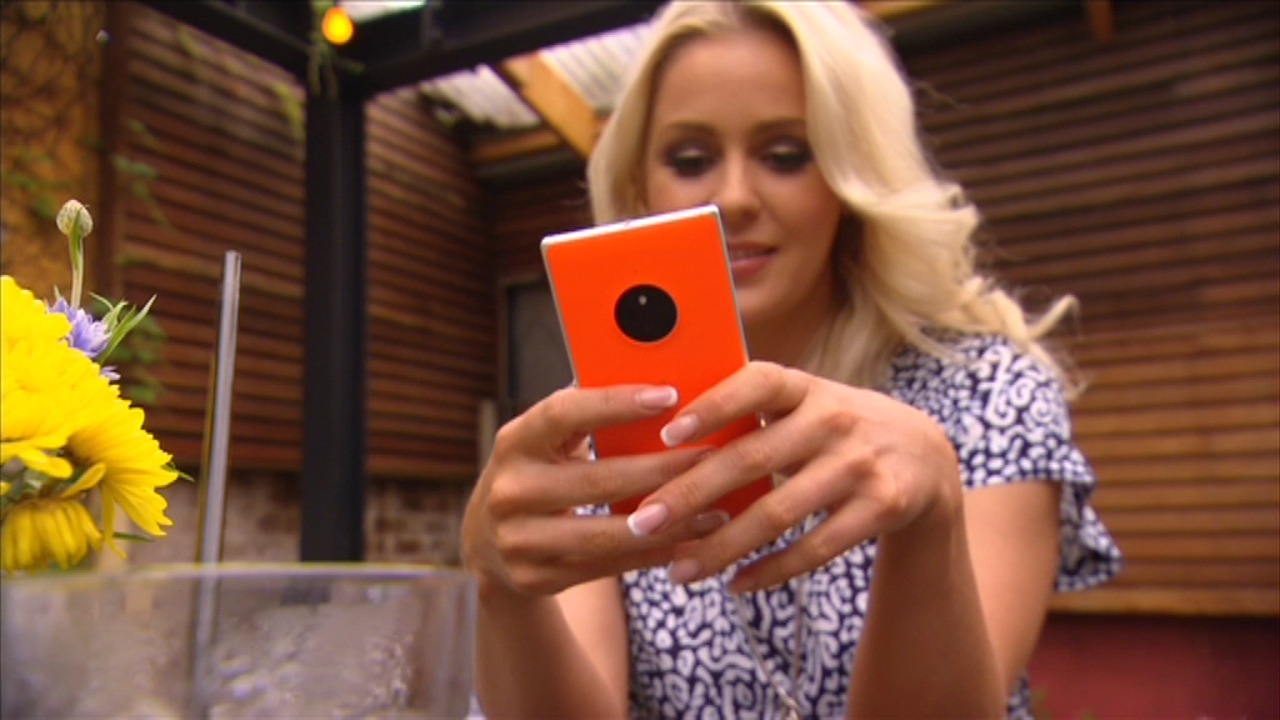 CyberShack TV: Hands on with the Lumia 830