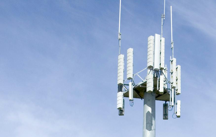 Vodafone and Telstra chug along with black spot busting base stations in re...