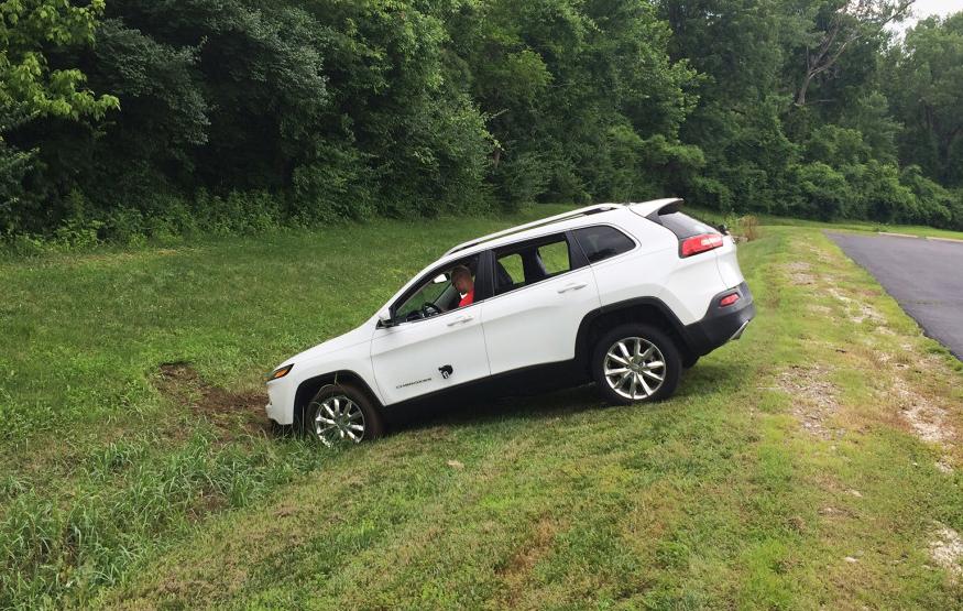Dude, where’s my Jeep? Hackers remotely run SUV off the road