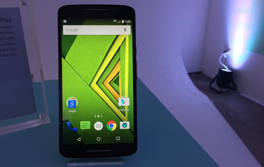 Vodafone to sell Moto X Style and Moto X Play outright for limited time