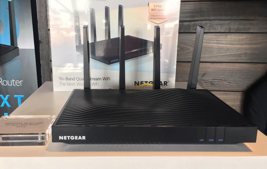 Netgear’s AUD$700 Nighthawk router is built for people with too many ...