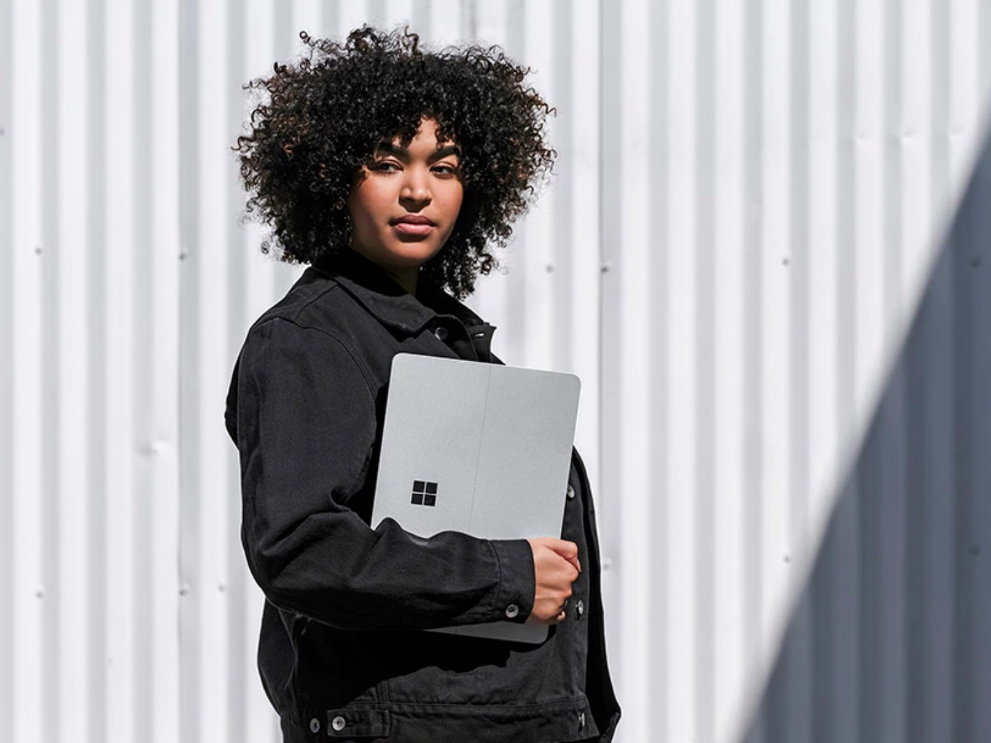 Microsoft Surface Laptop Studio (2022) – a thing of beauty and envy (revi...
