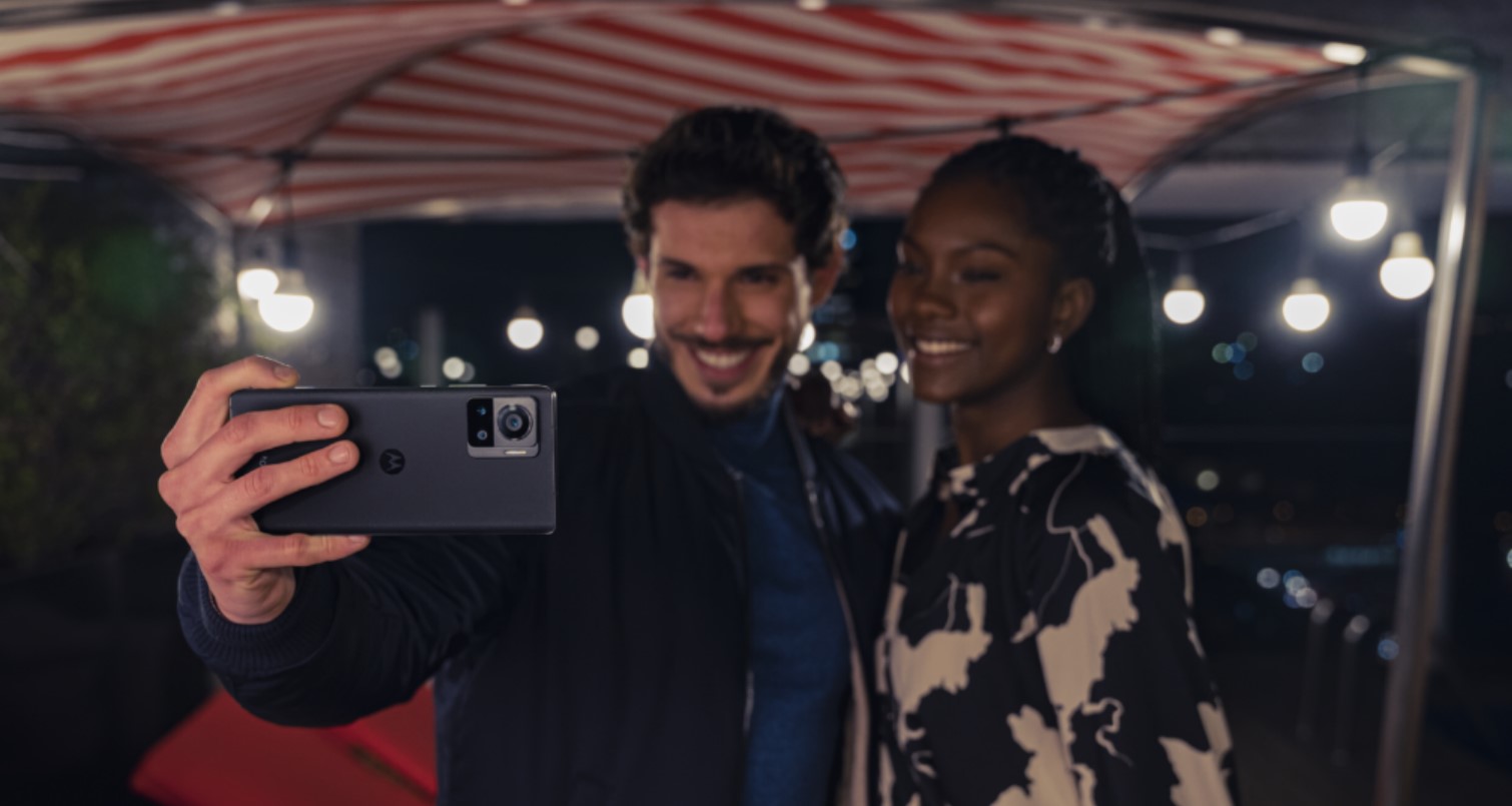 Motorola Edge 30 Ultra – a flagship-class cameraphone (smartphone review)...
