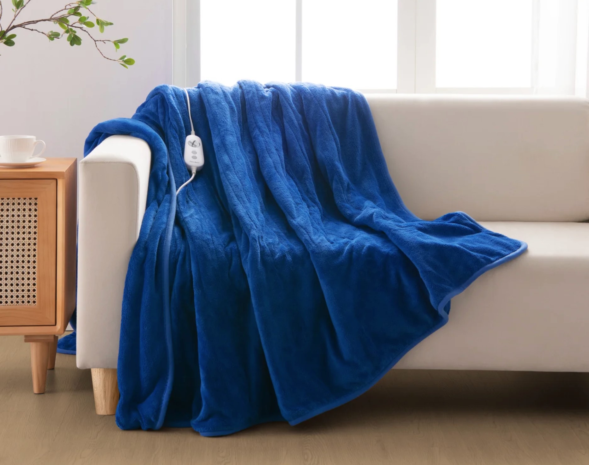 Dreamaker heated throw – personal heating at its best (review)