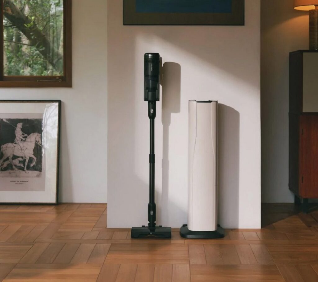 Roborock H60 Hub Ultra cordless stick vac with auto empty dock (full review)
